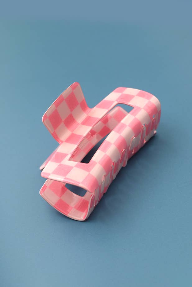 JOSSLYN by wall to wall - JUMBO RESIN CHECKER HAIR CLAW CLIPS 4inch | 40H664: FUCHSIA