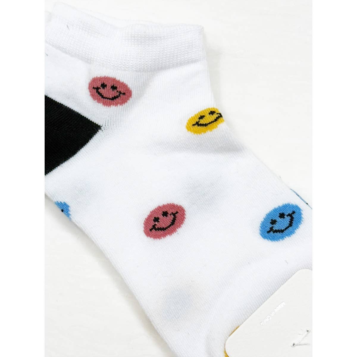 Love and Repeat - Assorted Smiley Designs All Year Long Socks: MIX COLOR / ONE(12)