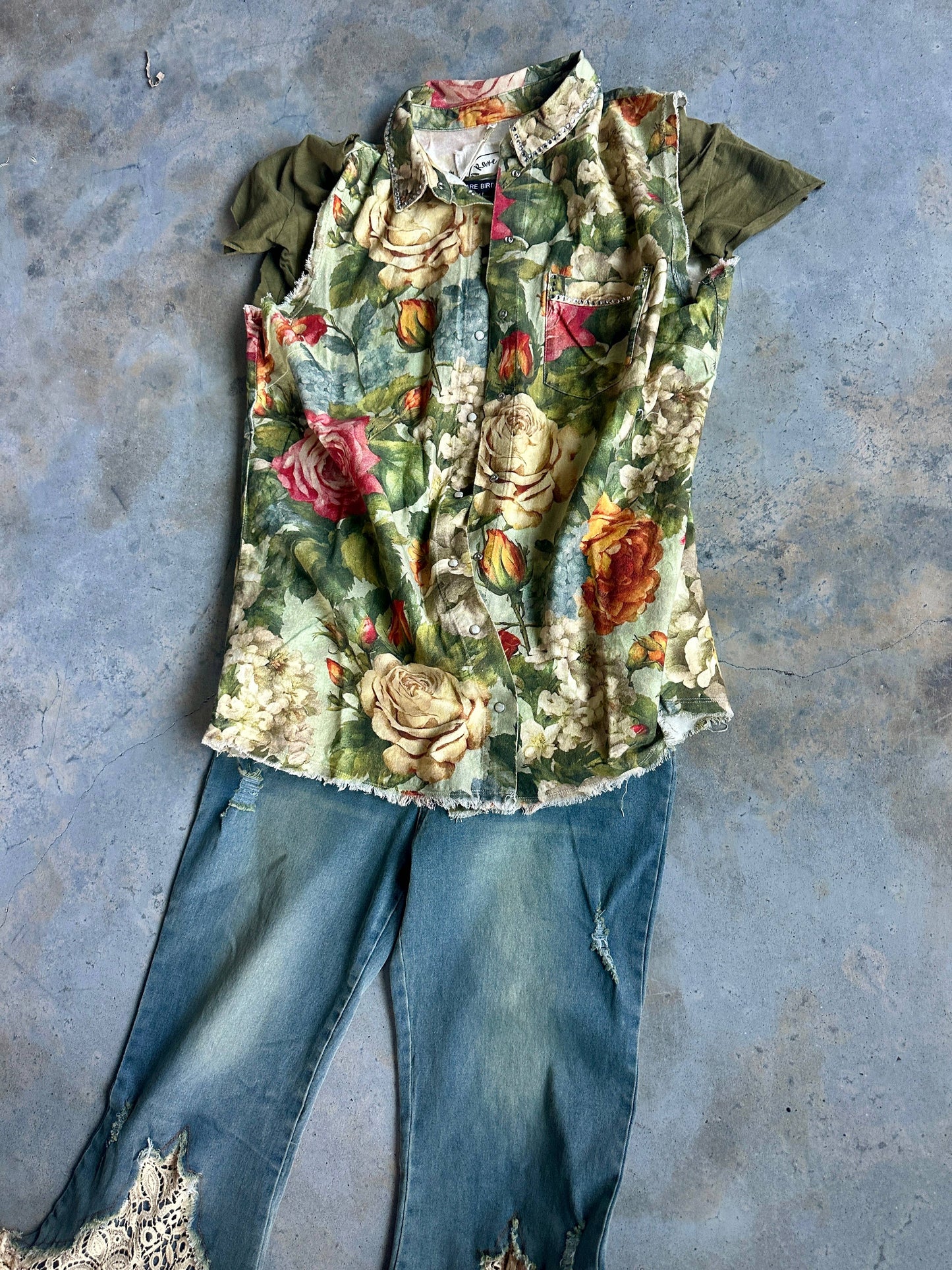 A Rare Bird Shop - Light Floral Flannel Vest