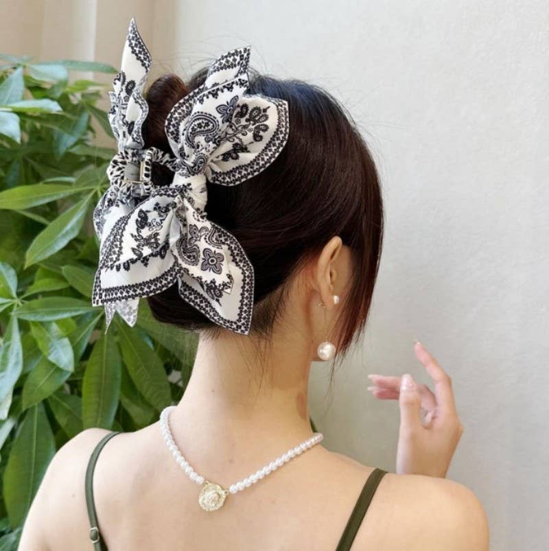 JOSSLYN by wall to wall - PAISLEY BOHO VINTAGE HAIR CLAW CLIPS | 40H913: Black